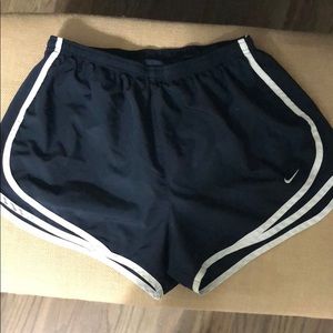 Nike gym shorts size L - navy
